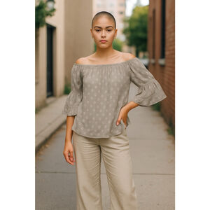 Solitaire Off-Shoulder 3/4 bell sleeve Blouse lt. Gray/silver Size L